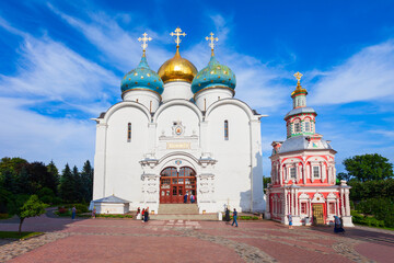 Fototapeta na wymiar Trinity Lavra in Sergiyev Posad, Russia