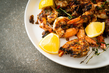 jerk shrimps or grilled shrimps in Jamaica style