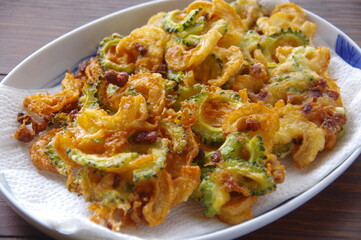 ゴーヤのかき揚げ　ニガウリのかき揚げ　家庭料理