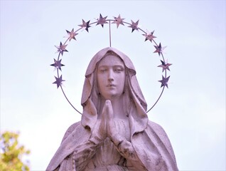Blessed Mother Mary statue with a crown of stars