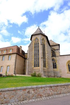 &eacute;glise prieur&eacute; village l'ambierle loire