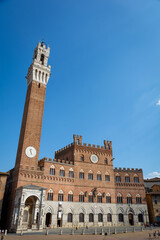 Fototapeta na wymiar A photo of Palazzo Pubblico and Torre del Mangia in Siena