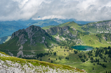Fototapeta na wymiar epic view of Diemtigtal with Seebergsee in the Bernese Alps