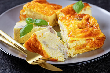 chicken breast and egg bake, chicken meat omelette