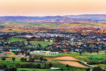 Bthrst town north race from mt pan set