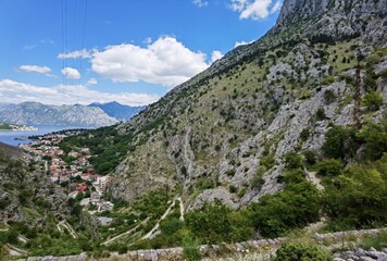 Fototapeta na wymiar summer day in the town of motor montenegro
