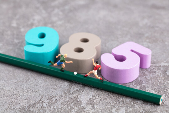 Miniature creativity is admitted to the competition of 985 colleges and universities