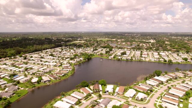 Davie Florida mobile home park landscape with lake