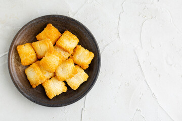 げんこつ揚げと白背景