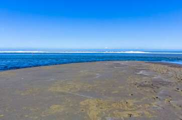 Plage de sable noir, l’Etang-Salé-les-Bains, île de la Réunion 