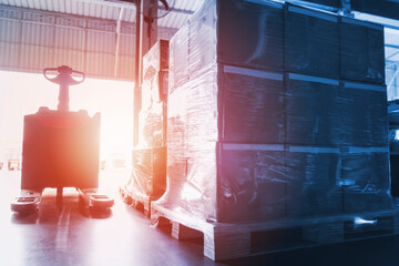 Package Boxes on Pallets in Storage Warehouse. Cargo Shipment Boxes. Storehouse, Shipping Warehouse Logistics.	