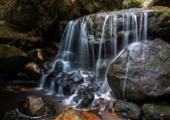 Fototapeta na wymiar Blue Mountains small waterfalls