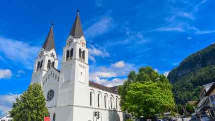 Fototapeta na wymiar Neue Pfarrkirche Götzis im Bezirk Feldkirch in Vorarlberg