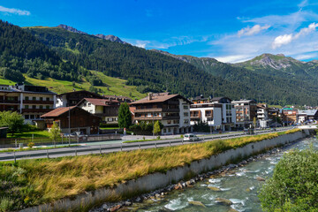 Fototapeta na wymiar St. Anton am Arlberg 