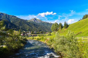 Fototapeta na wymiar St. Anton am Arlberg