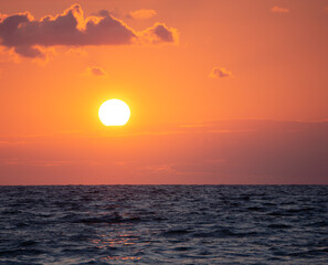 Niebo zachód słońca morze