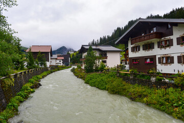 Fototapeta na wymiar Lech am Arlberg (Vorarlberg)