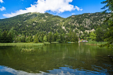 Fototapeta na wymiar Champex lake in the Swiss valleys