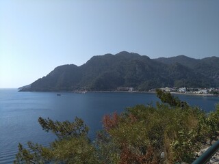 Fototapeta premium sea and mountains