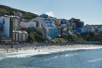 Fototapeta na wymiar Vista de la playa mayor de Malpica de Bergantiños, A Coruña, Galicia, España