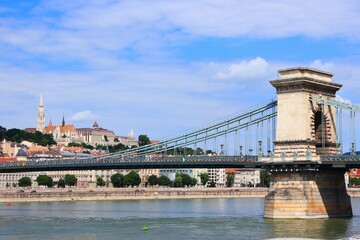 Fototapeta premium Budapest city, Hungary - Chain Bridge, Buda hill and Danube river.