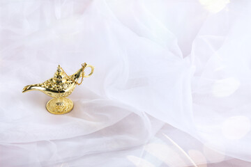 하얀 화이트 망사 알라딘램프 부자