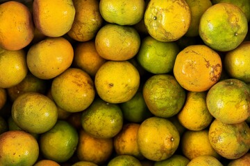 Fresh oranges arranged in a beautiful and appetizing way.