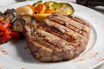 ojo de bife con verduras