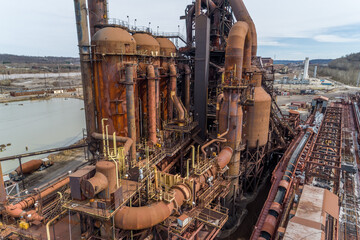 Natural gas power plant next to river