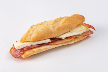 grilled bacon sandwich with brie cheese