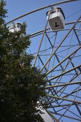 Amusement park ride