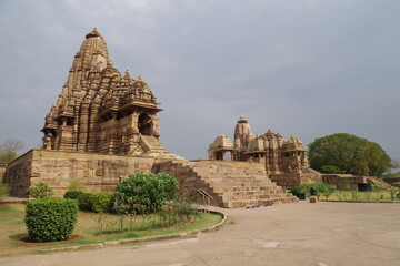 Fototapeta na wymiar インド　世界遺産カジュラーホの建造物群