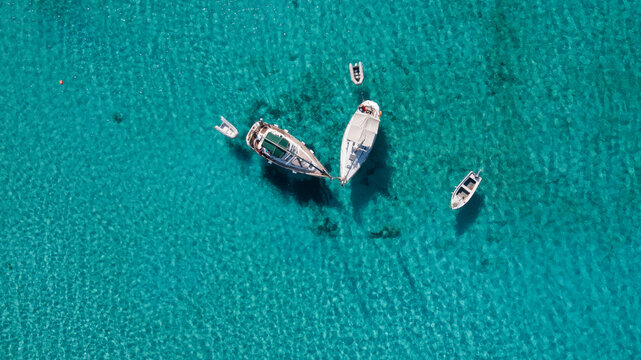 Yatch at Lagoon Balos