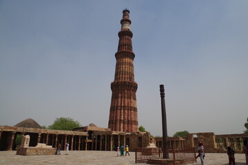 インド　世界遺産デリーのクトゥブ・ミナールとその建造物群