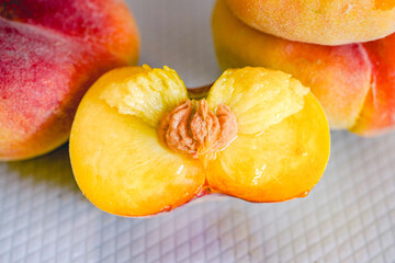 Delicious shots in the studio of Flat Peach