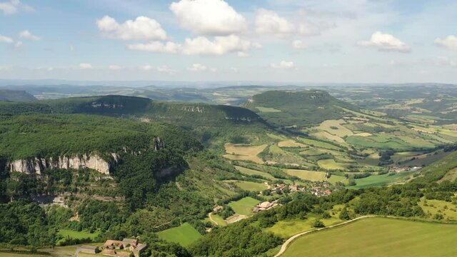 survol du viaduc de Millau et du Larzac