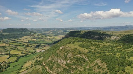 Survol de l'Aveyron à Millau et du plateau du Larzac