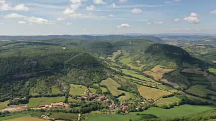 Survol de l'Aveyron à Millau et du plateau du Larzac