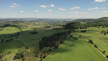 Obraz premium survol de l'Aubrac en Auvergne