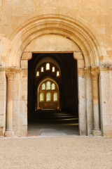 Bourgogne - Côte-d'Or - Montbard - Marmagne - Abbaye de Fontenay - Portail de l'église abbatiale