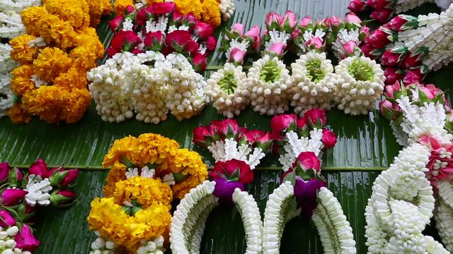 phuang malai thai floral garland flowers thailand