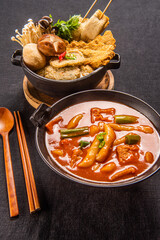 고추장을 넣어 얼큰하고 맛있는 떡볶이
