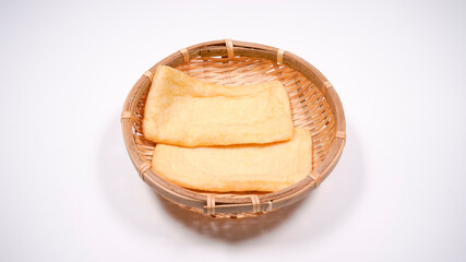 新鮮な油揚げ
