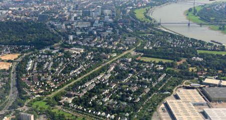 blick auf düsseldorf von oben