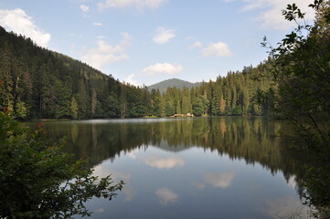 Fototapeta premium lake in the mountains