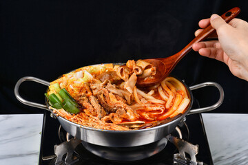 한국요리 음식 막창 대창 곱창 내장 전골