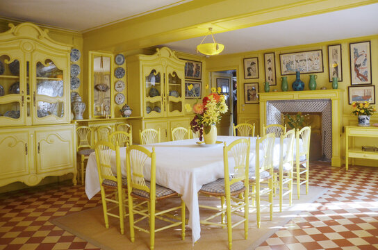 Monet’s Home at Giverny shares the beautiful and brightly painted rooms all created by Monet himself at his lovely home in Giverny.