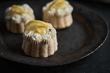  lemon bundt cakes