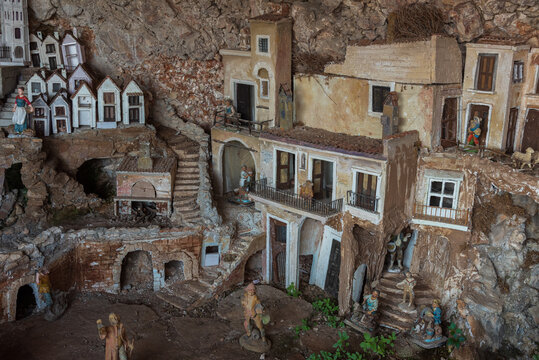Monte S. Angelo, Foggia. The abbey of Santa Maria di Pulsano. The artistic nativity scene.