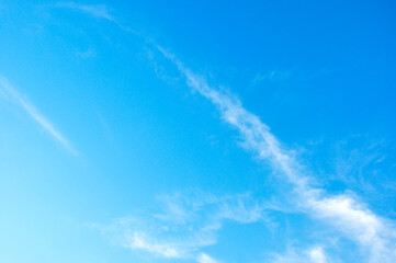 Cirrus clouds that form at the highest level are like silk threads, sometimes streaking across middle of the sky may be called ponytail clouds. Cirrus clouds indicate good weather without rain